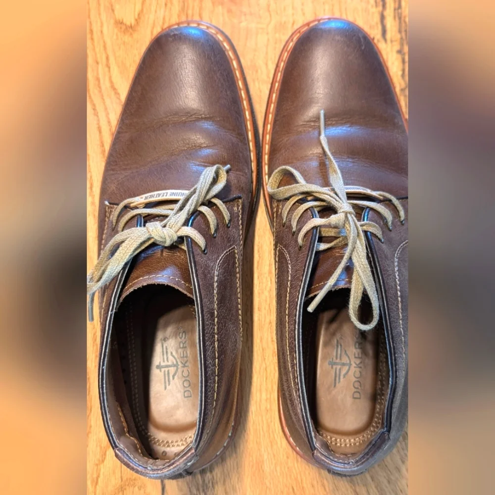 DOCKERS Mens Brown Genuine Leather Round Toe Longden Shoes size 7M